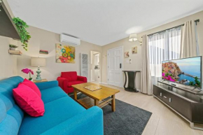 Comfy 2 BR House near LAX, SOFI and Intuit Dome!